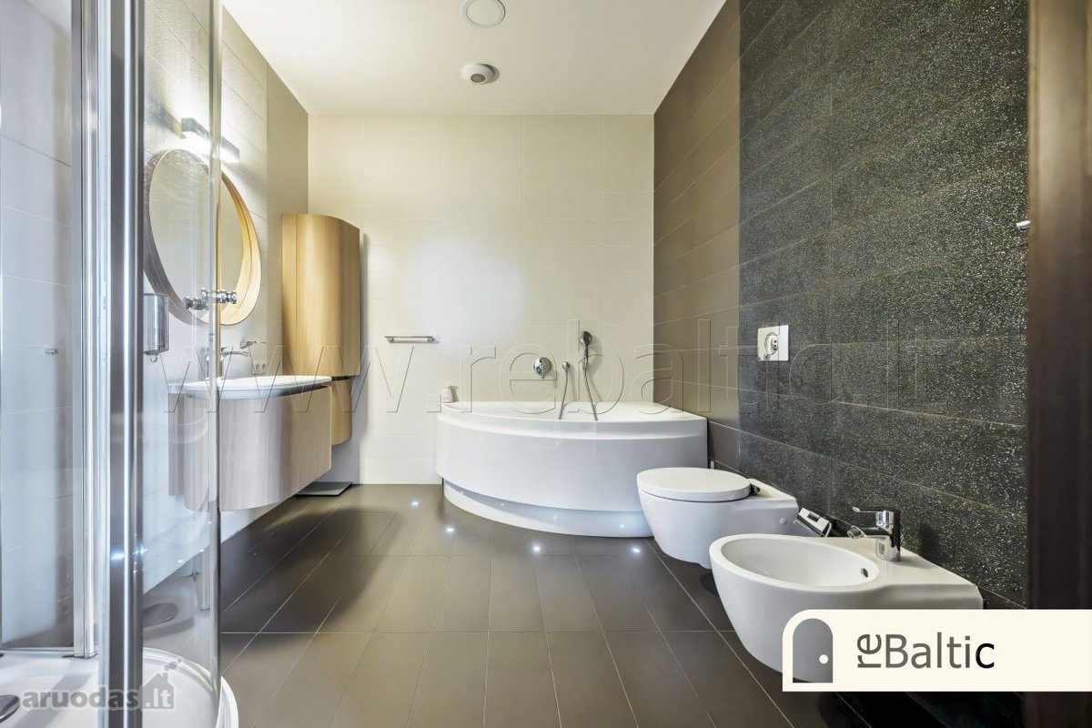 Prestižiniai apartamentai su vaizdais į - nuotraukos Nr. 21