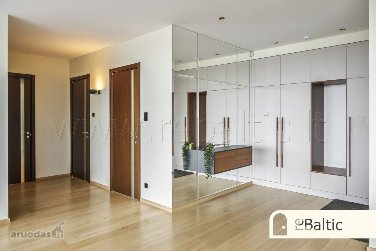Prestižiniai apartamentai su vaizdais į - nuotraukos Nr. 31