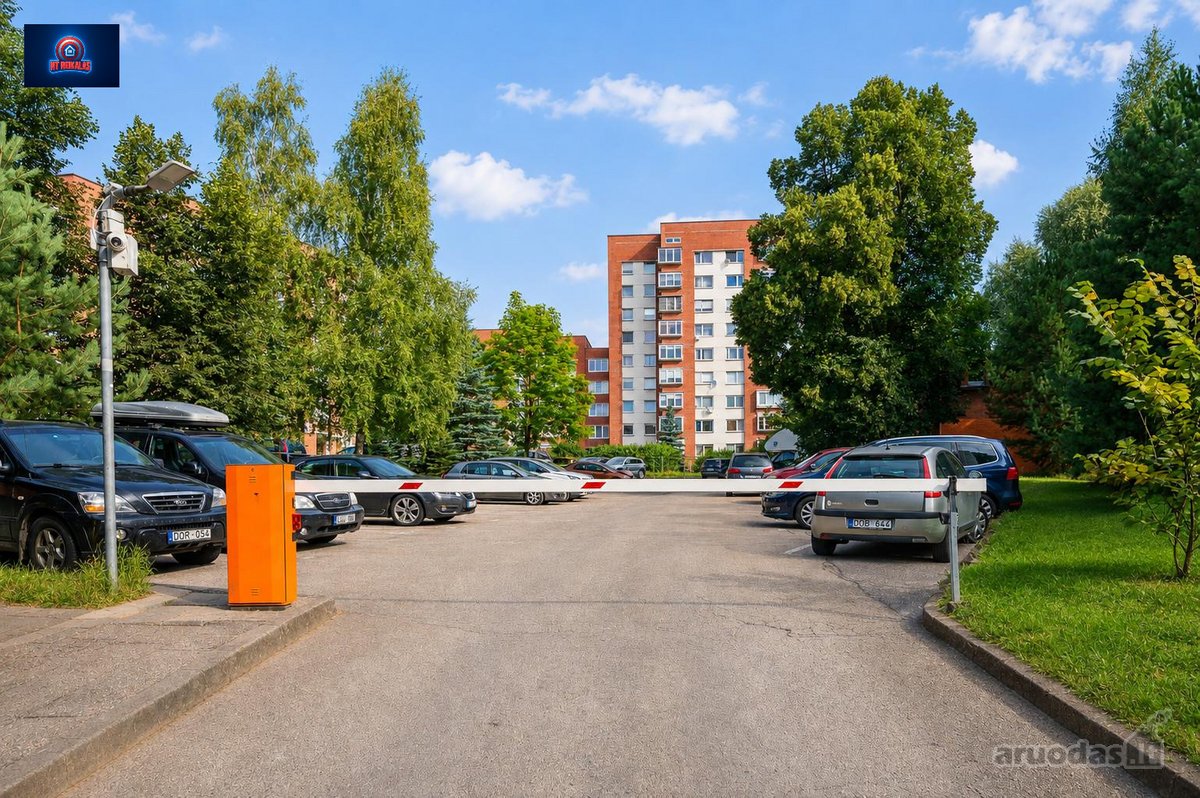 Parduodamas erdvus 4 kambarių butas šalia - nuotraukos Nr. 22