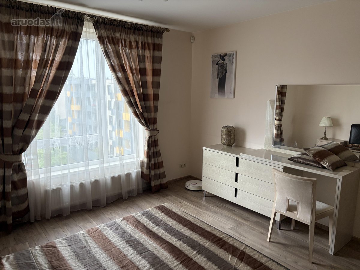 Nuomojamas jaukus ir labai šviesus 2 kambarių - nuotraukos Nr. 7