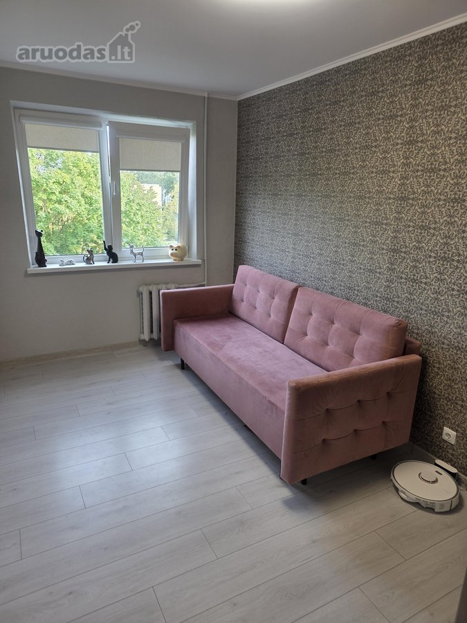 Parduodamas erdvus ir šviesus 3 kambarių - nuotraukos Nr. 8