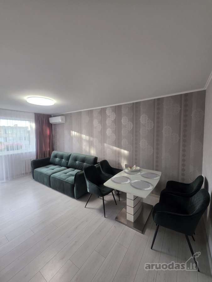 Parduodamas erdvus ir šviesus 3 kambarių - nuotraukos Nr. 5