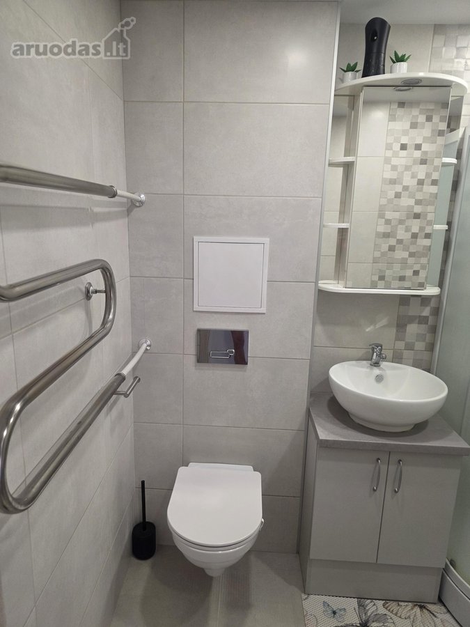 Parduodamas erdvus ir šviesus 3 kambarių - nuotraukos Nr. 22