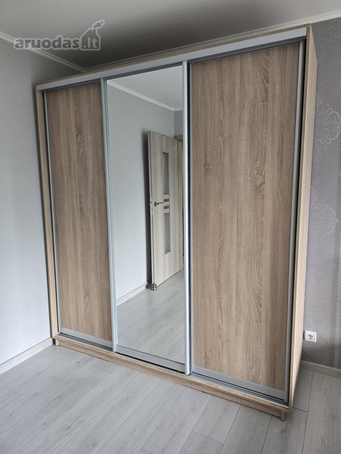 Parduodamas erdvus ir šviesus 3 kambarių - nuotraukos Nr. 14