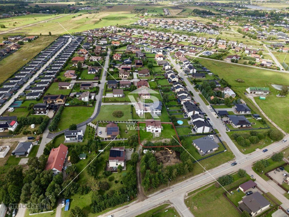 Parduodamas Erdvus Namas Su 12,39 A Sklypu - nuotraukos Nr. 3