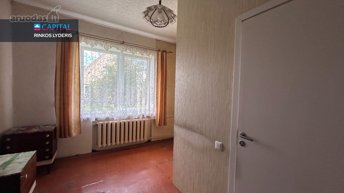 Parduodamas gyvenamas namas su 20 arų sklypu - nuotraukos Nr. 13