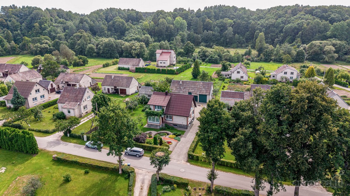 Parduodamas Erdvus Namas Su 30 A Sklypu, - nuotraukos Nr. 36