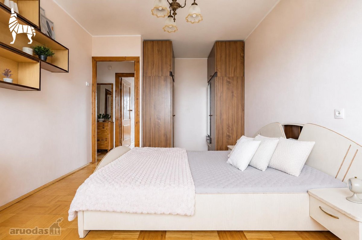 Parduodamas 2 kambarių butas pačiame Vilniaus - nuotraukos Nr. 7