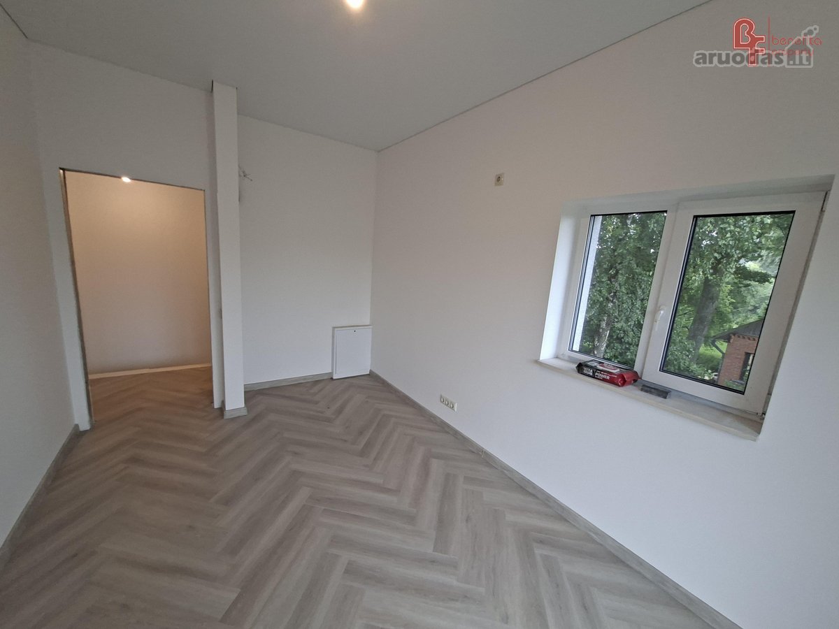 Parduodamas jaukus dviejų aukštų sodo namas - nuotraukos Nr. 13