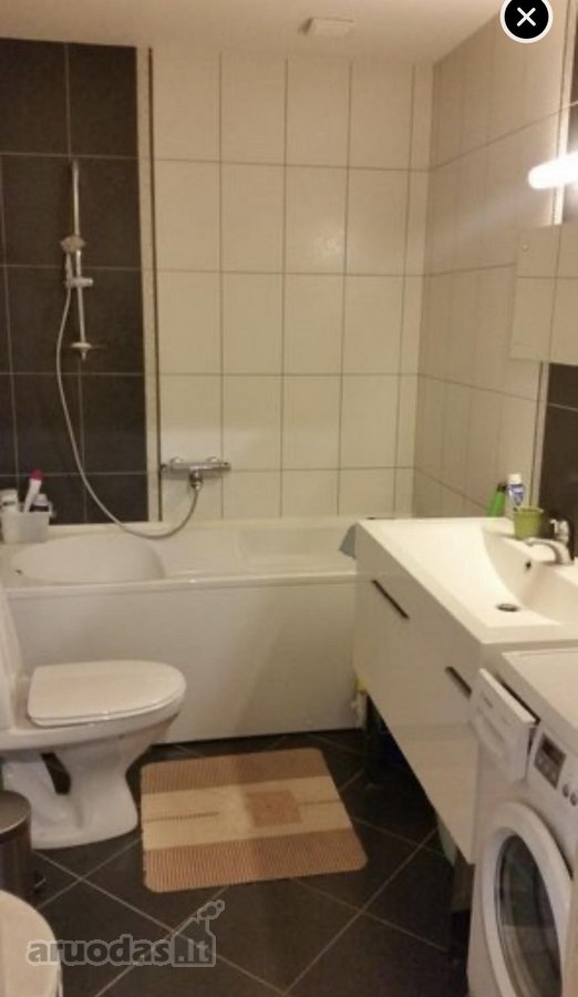 Parduodamas 3 kambarių tvarkingas, erdvus ir - nuotraukos Nr. 8