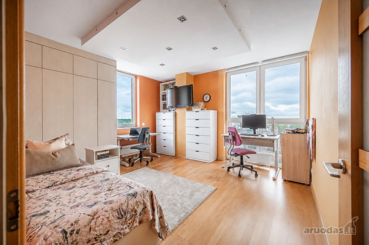 Parduodamas Itin Šviesus Ir Erdvus 3 Kambarių - nuotraukos Nr. 18