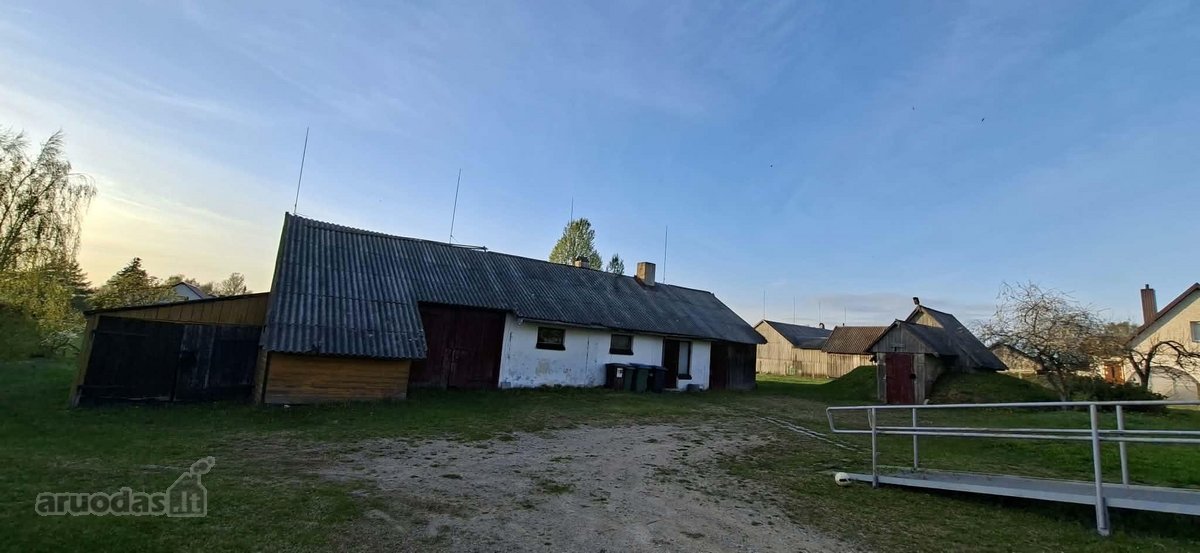 Namas stovi ramioje Betygalos miestelio - nuotraukos Nr. 3