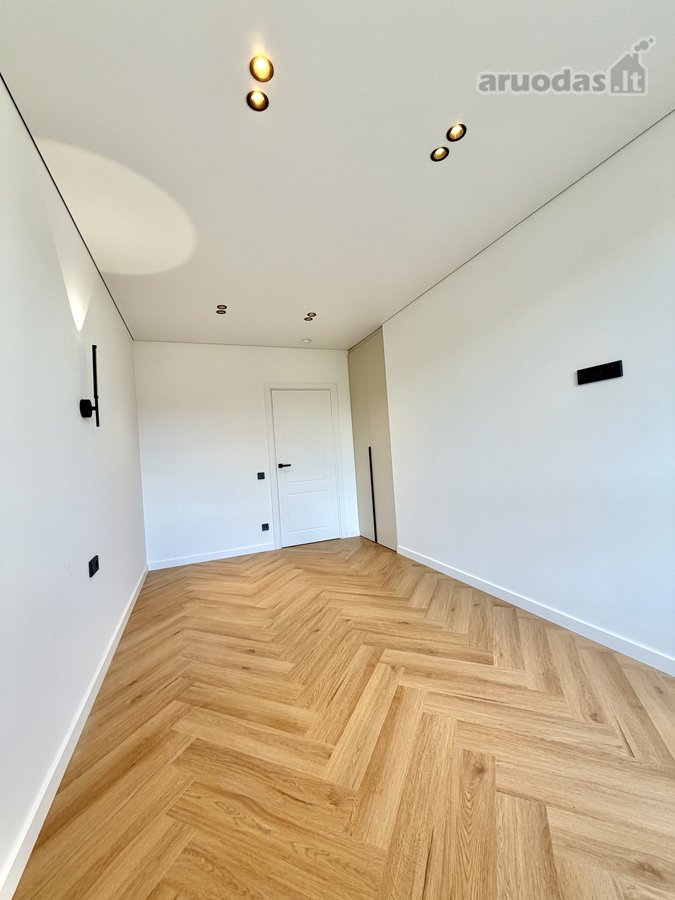 Siūlome įsigyti modernų, šiuolaikiškai - nuotraukos Nr. 11