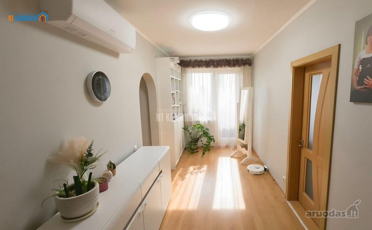Parduodamas erdvus 3 kambarių butas su holu, - nuotraukos Nr. 7