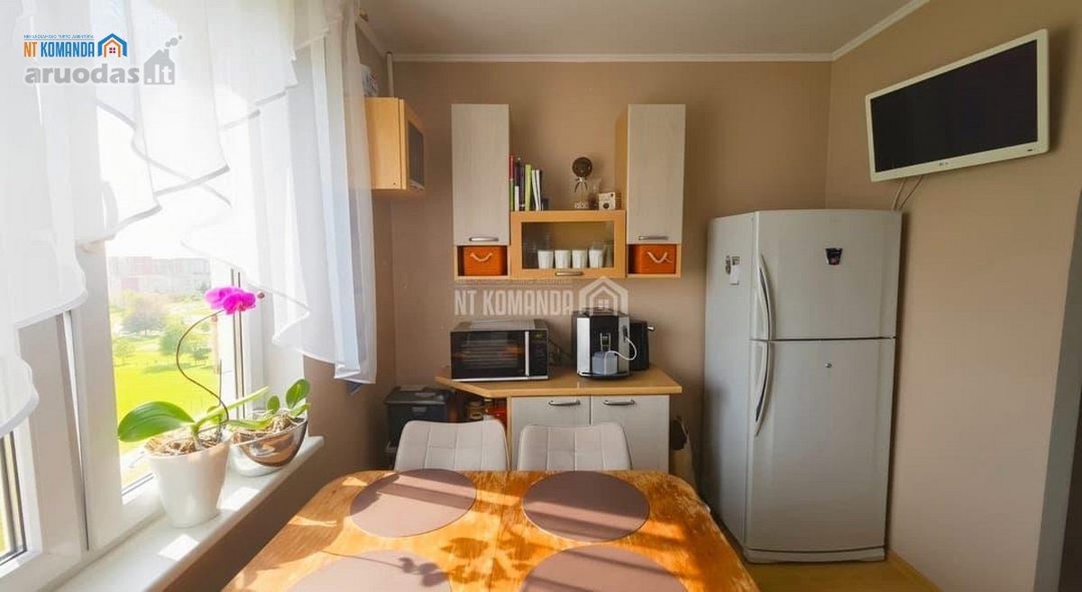 Parduodamas erdvus 3 kambarių butas su holu, - nuotraukos Nr. 14
