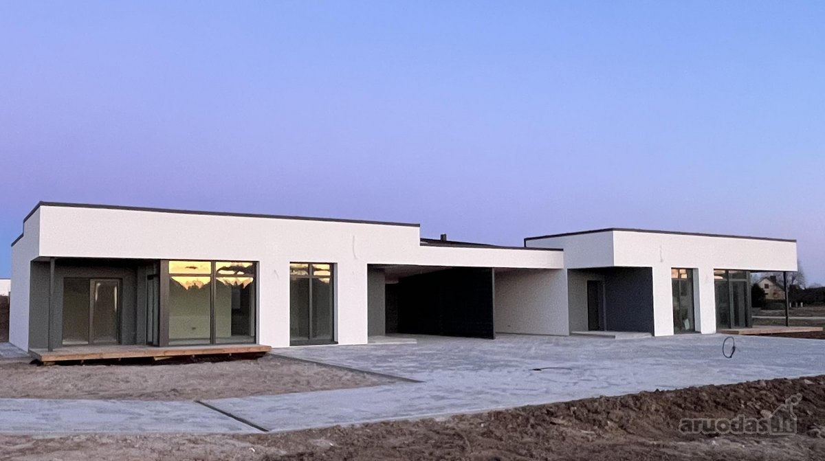 Galima Rezervacija. Statomi nauji per - nuotraukos Nr. 2
