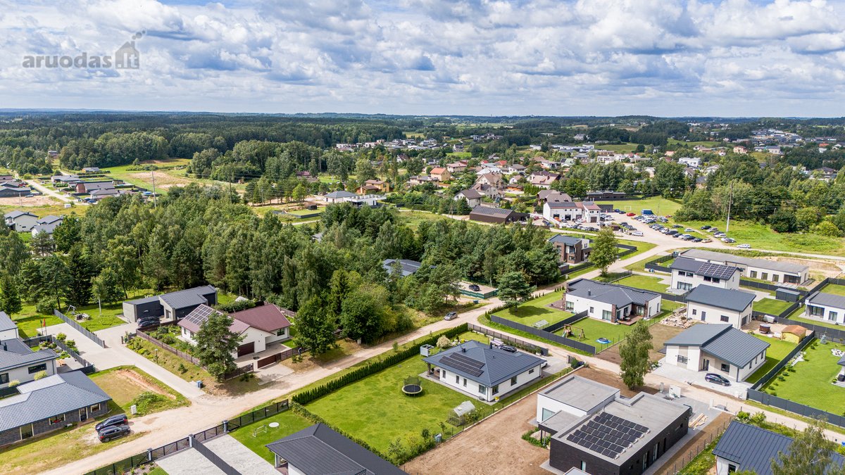 Parduodamas prabangus 163 m2 ploto A+ klasės - nuotraukos Nr. 26