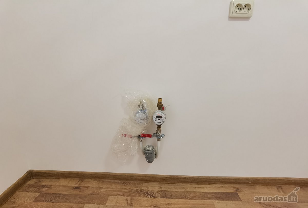 Vandentiekis, kanalizacija, 2 aukštas. - nuotraukos Nr. 11