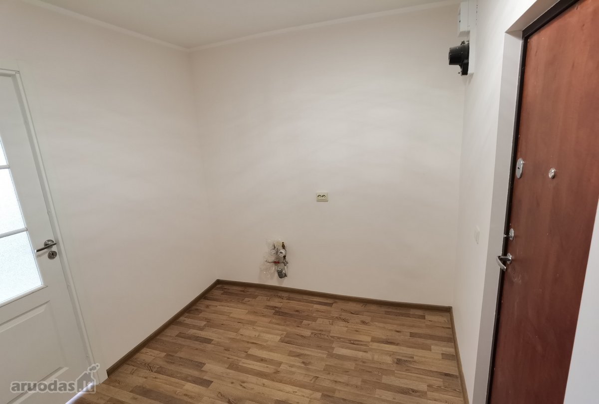 Vandentiekis, kanalizacija, 2 aukštas. - nuotraukos Nr. 9