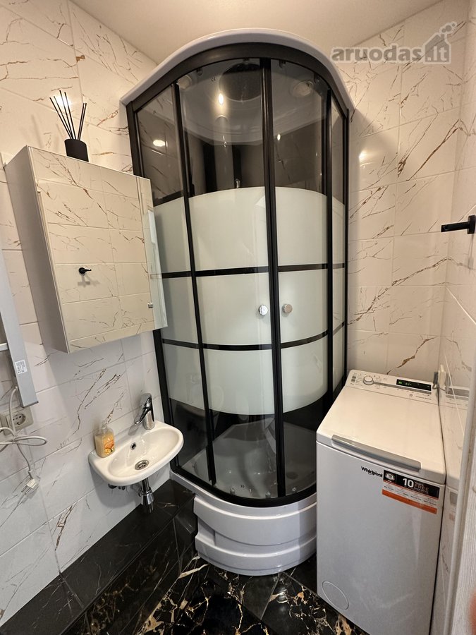 Išnuomojamas įrengtas 18 m² loftas-studija N. - nuotraukos Nr. 2