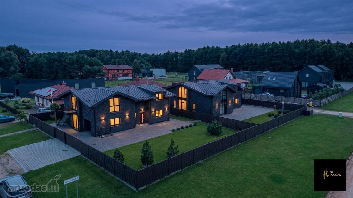 Išskirtinės Kokybės 266 Kv. M Namas Palangoje - nuotraukos Nr. 6