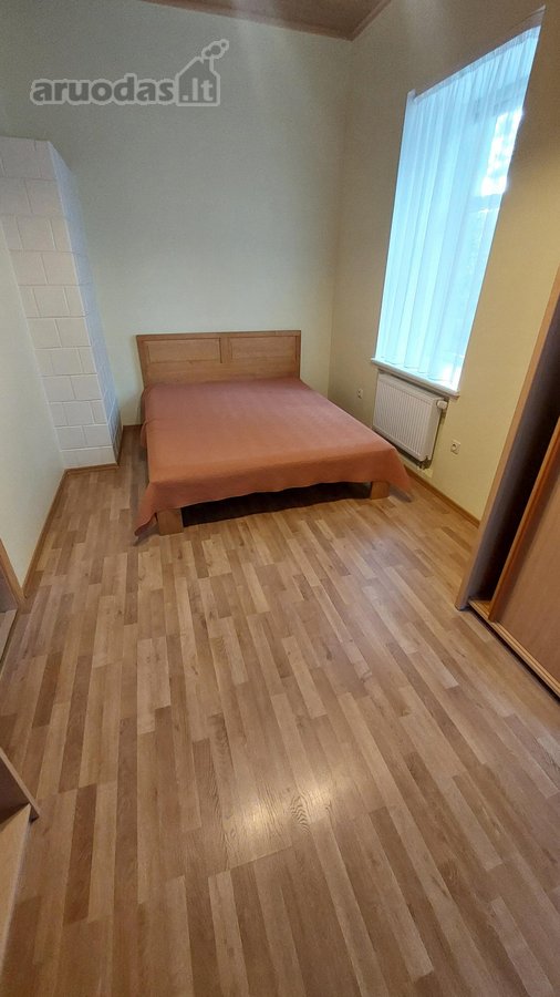Kiemas su atitvaru ,parkavimo vieta prie durų. - nuotraukos Nr. 3