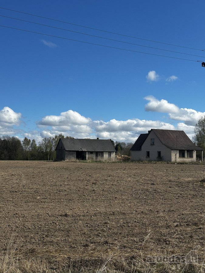 Parduodamas mūrinis namas su 1,3 ha sklypu - nuotraukos Nr. 2