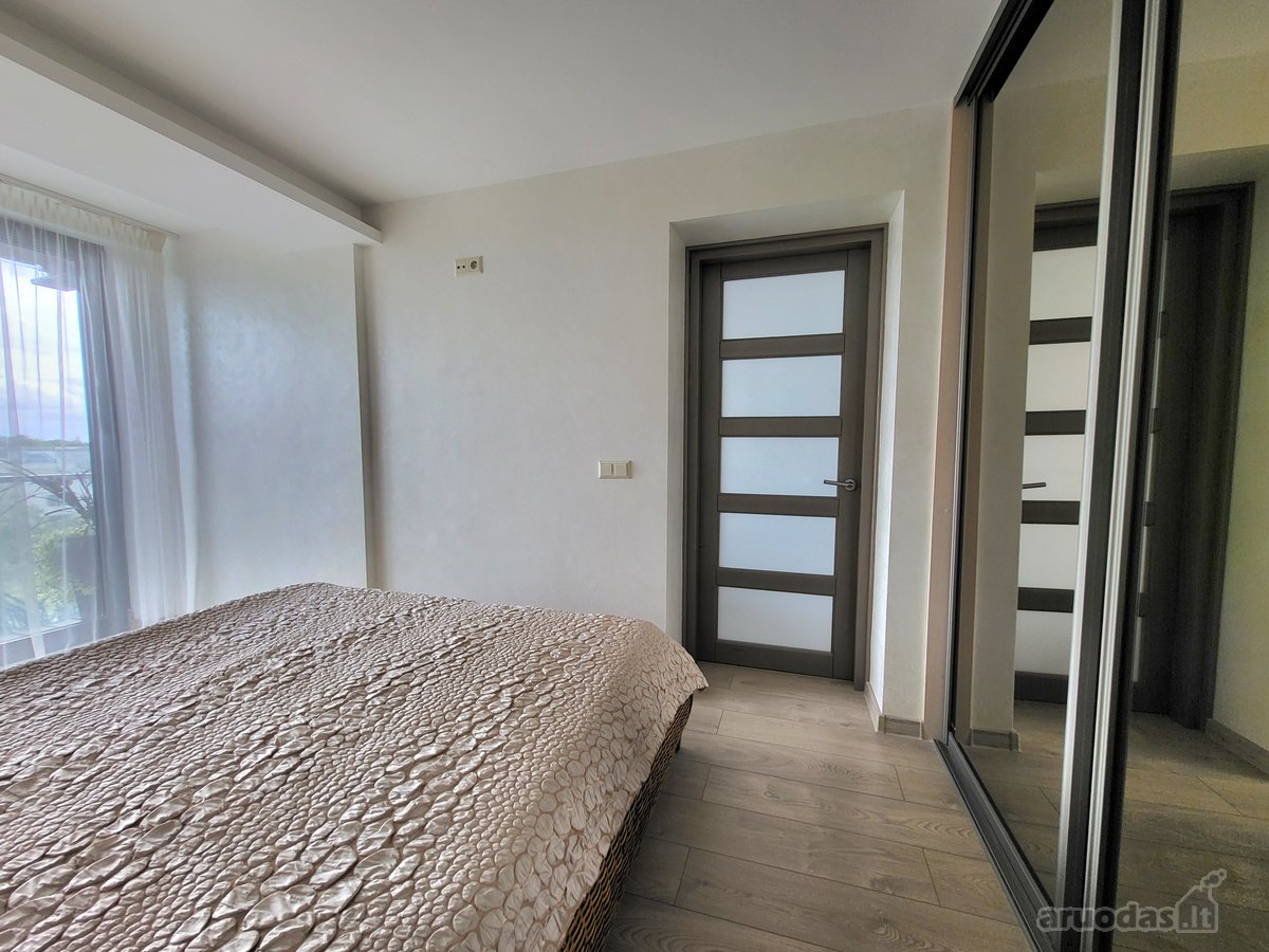 Nuomojamas erdvus butas Palangos centre su - nuotraukos Nr. 14