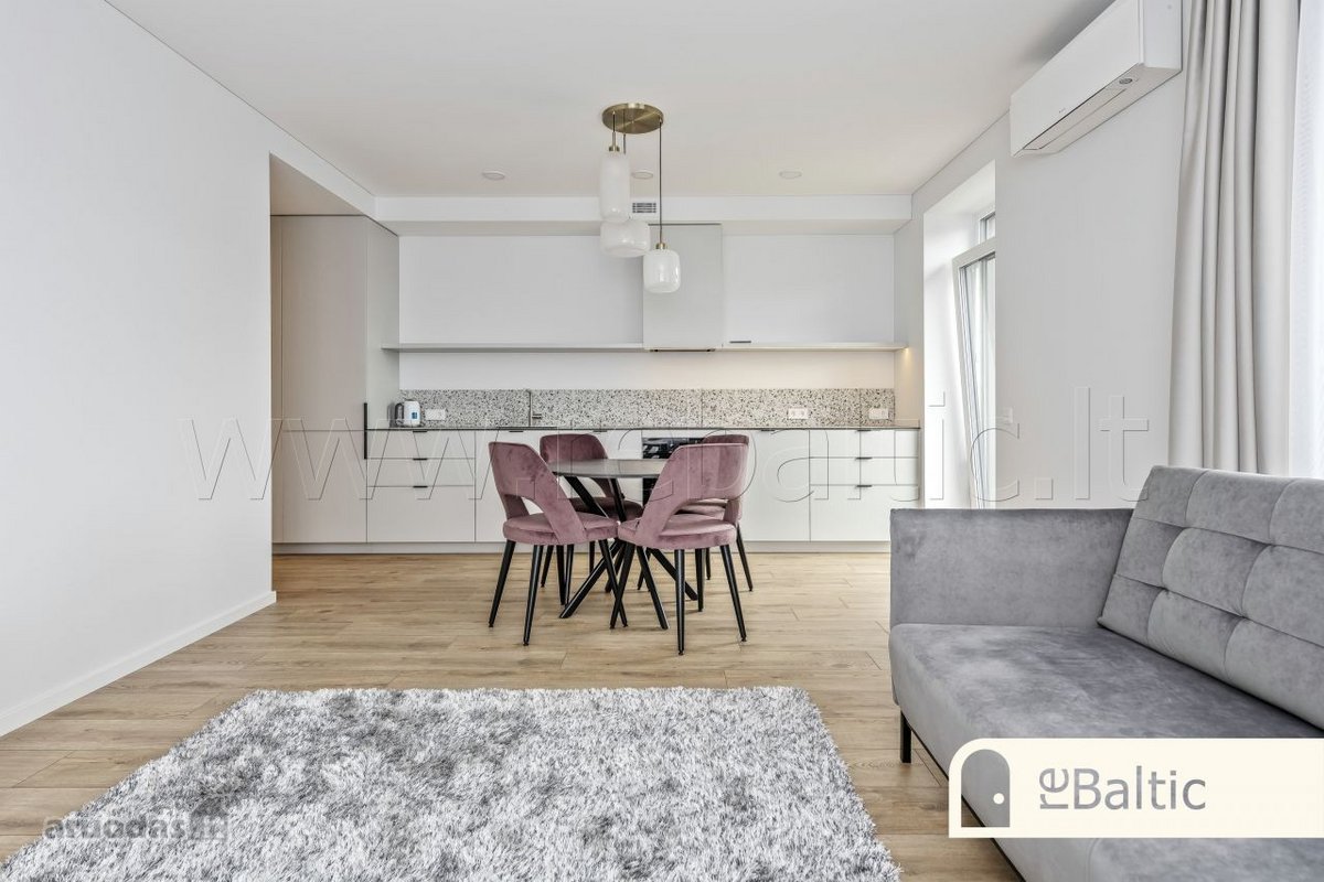 Stilingi, trijų kambarių apartamentai &bdquo - nuotraukos Nr. 2