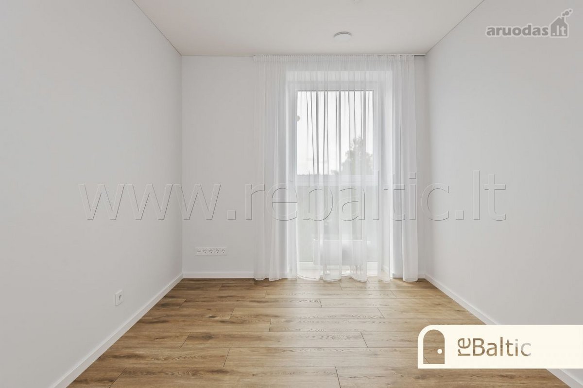 Stilingi, trijų kambarių apartamentai &bdquo - nuotraukos Nr. 14