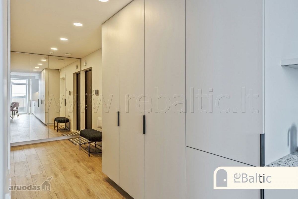 Stilingi, trijų kambarių apartamentai &bdquo - nuotraukos Nr. 19