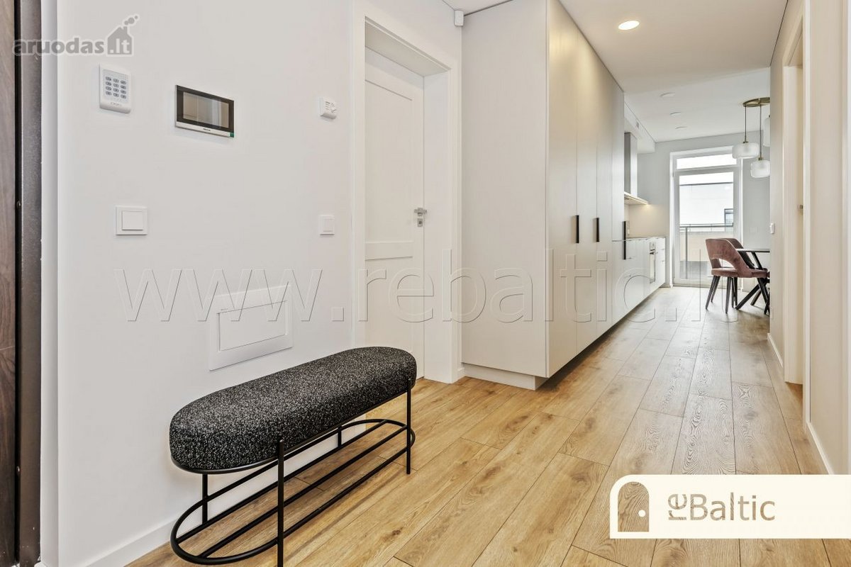 Stilingi, trijų kambarių apartamentai &bdquo - nuotraukos Nr. 20