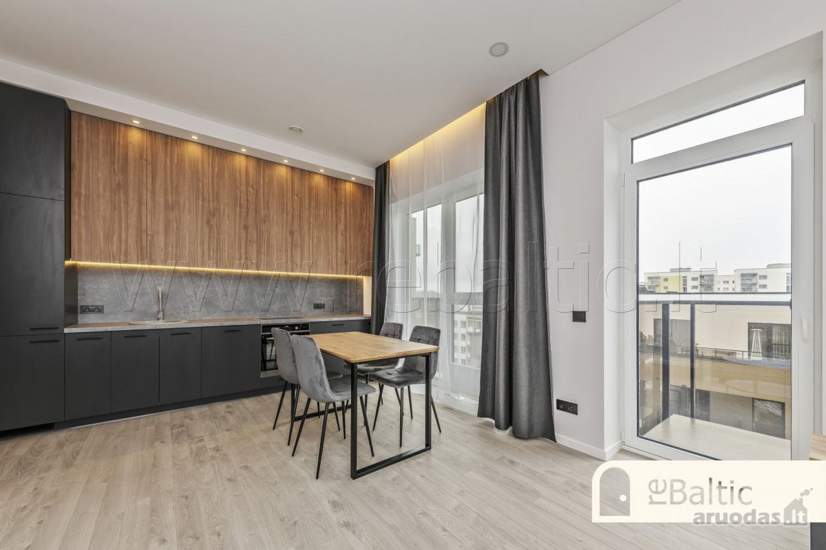 Stilingi, įrengti trijų kambarių apartamentai - nuotraukos Nr. 3