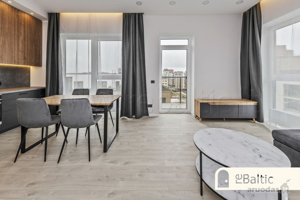 Stilingi, įrengti trijų kambarių apartamentai - nuotraukos Nr. 5