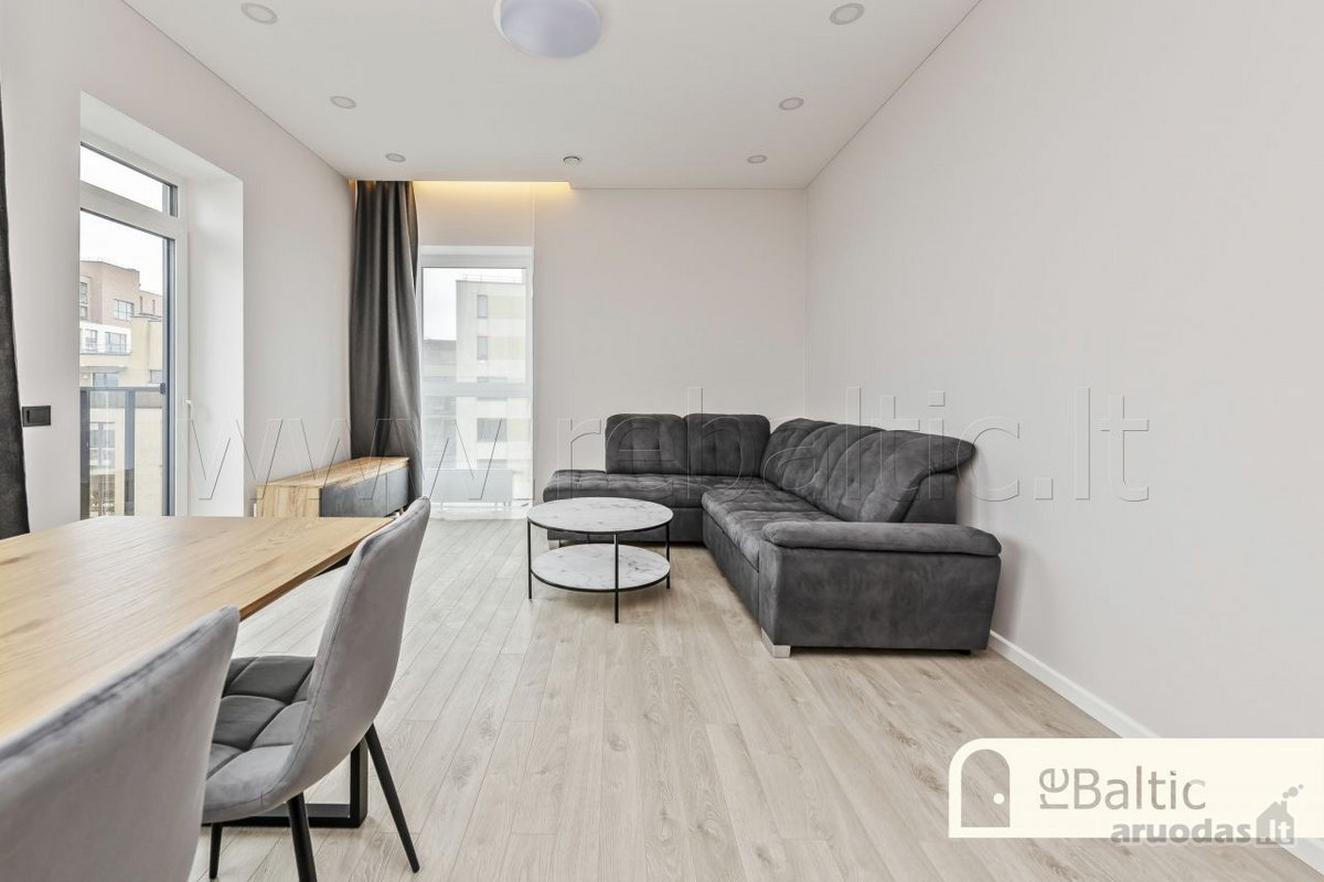 Stilingi, įrengti trijų kambarių apartamentai - nuotraukos Nr. 7