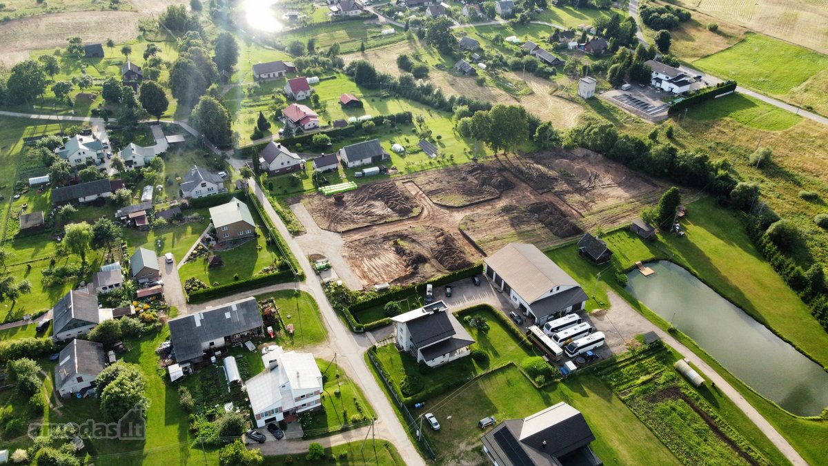 Parduodamas Naujos Statybos Dvieų Butų Namas - nuotraukos Nr. 15