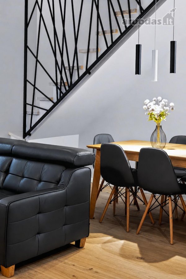 Parduodame savo jaukų ir pilnai įrengtą - nuotraukos Nr. 2