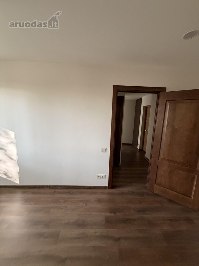 Parduodamas naujai įrengtas 2 kambarių butas - nuotraukos Nr. 39
