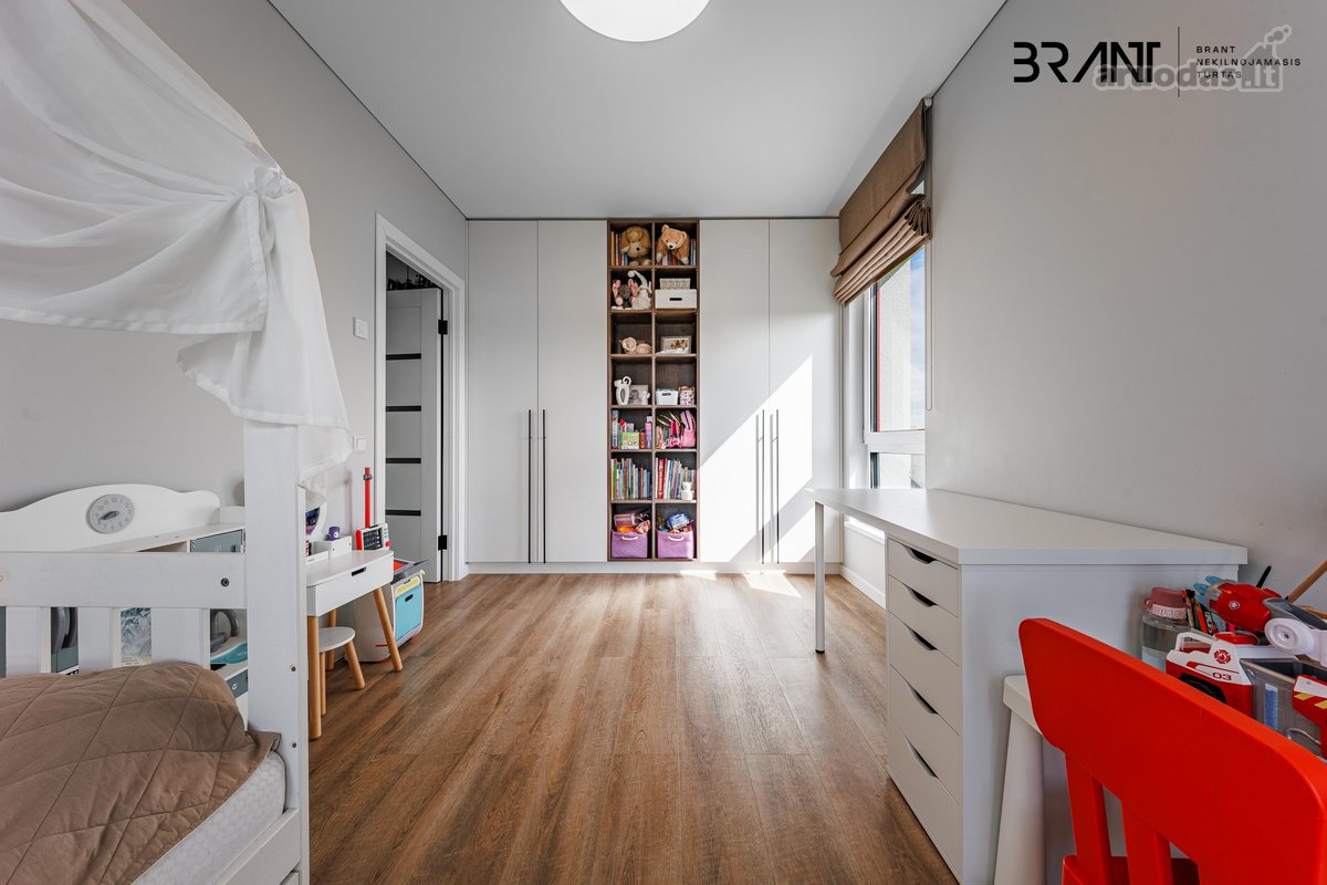 Parduodamas erdvus, moderniai ir kokybiškai - nuotraukos Nr. 11