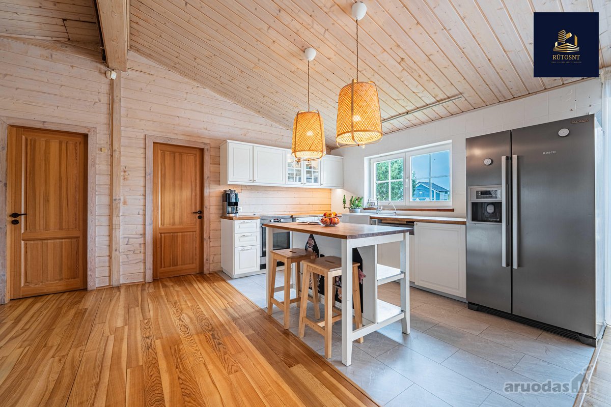 205 M² Namas Radailiuose – 8 Kambariai, 12,68 - nuotraukos Nr. 9