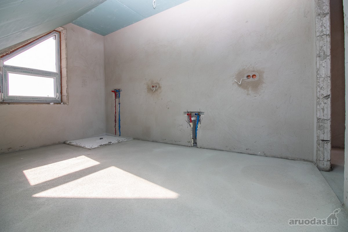 Parduodamas 190 m² namas su garažu ir 10,86 - nuotraukos Nr. 29