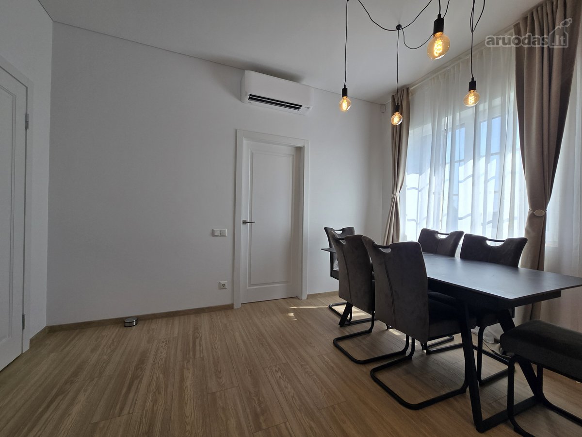 Parduodamas Itin Kokybiškai Įrengtas Namas - nuotraukos Nr. 8