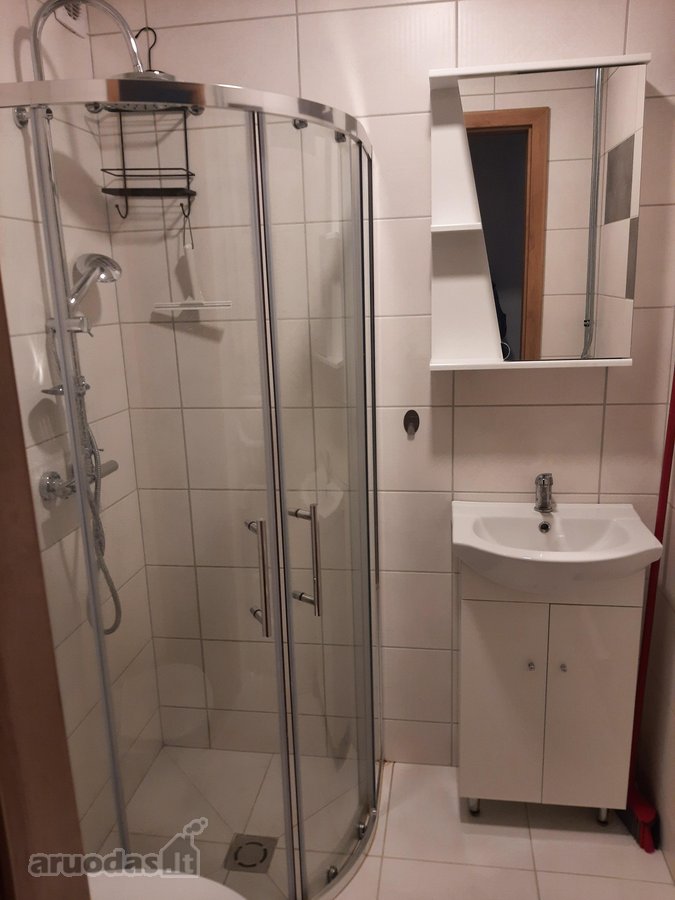 Nuo spalio 1D nuomojamas 2 kambarių butas. - nuotraukos Nr. 6
