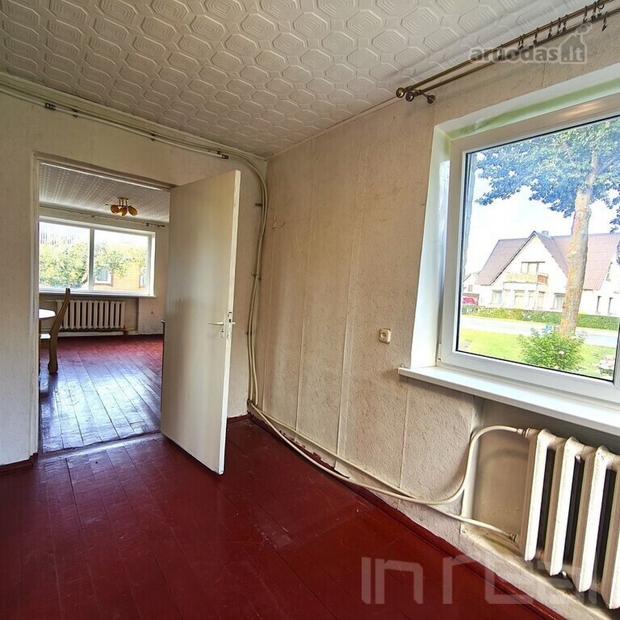 * parduodama trijų kambarių, pusė gyvenamojo - nuotraukos Nr. 16