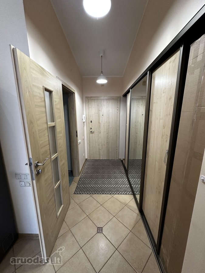 Nuomojamas erdvus ir jaukus 2 kambarių butas - nuotraukos Nr. 6