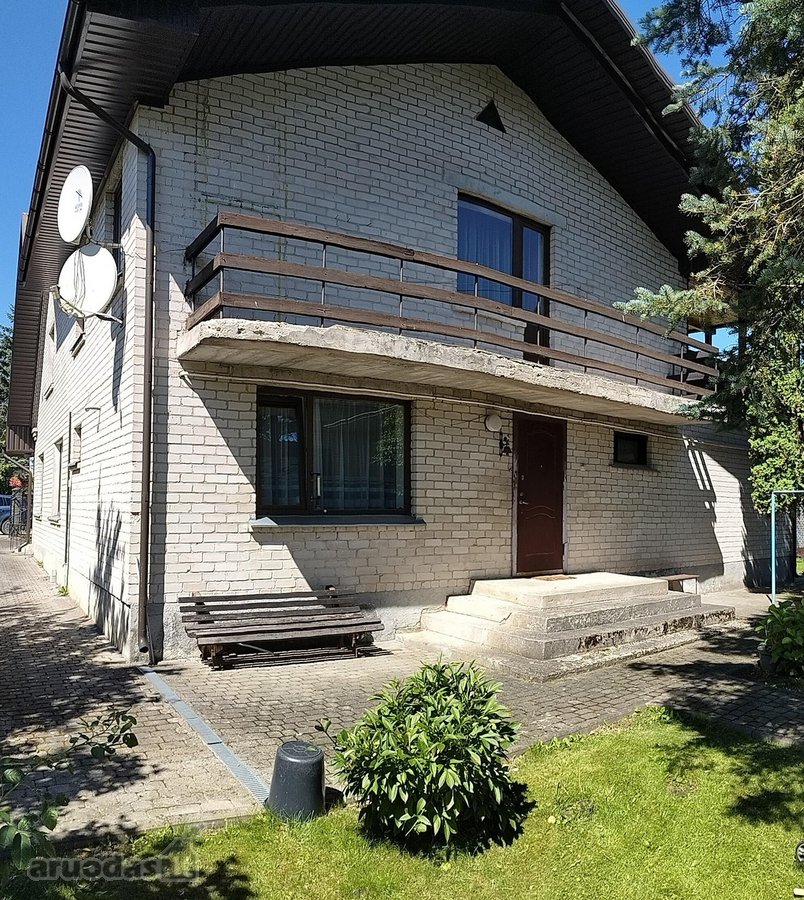 Parduodamas erdvus namas su dideliu sklypu - nuotraukos Nr. 4