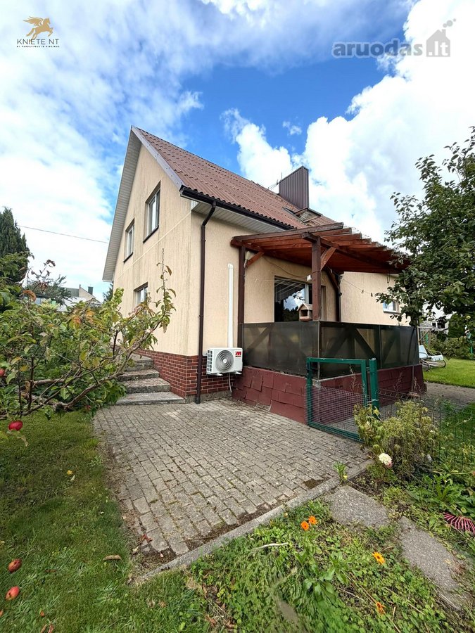 Erdvus namas Gargždų mieste – šeimai, - nuotraukos Nr. 2