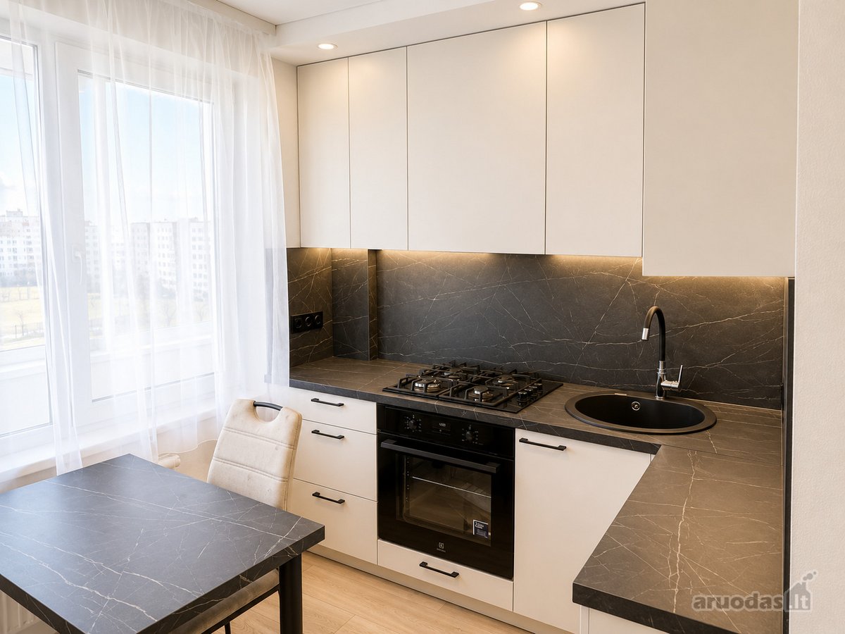 Šviesus Ir Pilnai Suremontuotas 3 Kambarių - nuotraukos Nr. 7