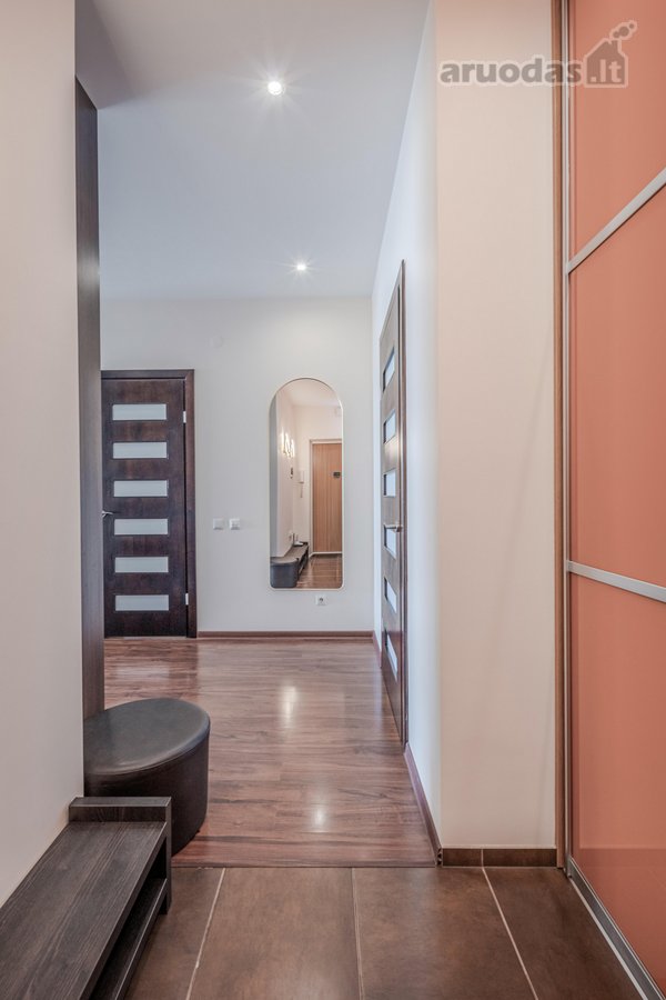 Nuo spalio 1 d. išnuomojamas dviejų kambarių - nuotraukos Nr. 19