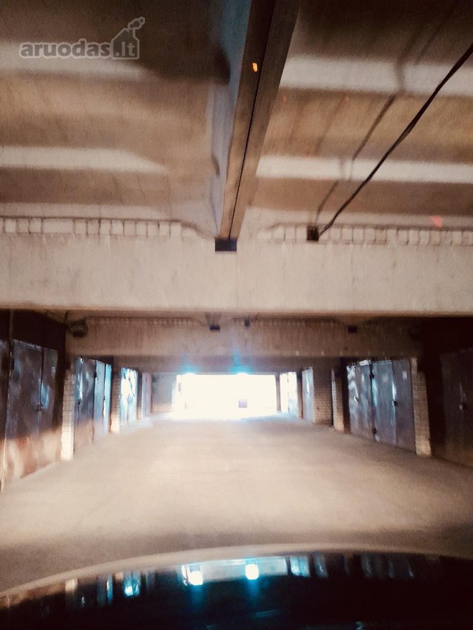Parduodamas 18 m² garažas daugiaaukščiame - nuotraukos Nr. 2